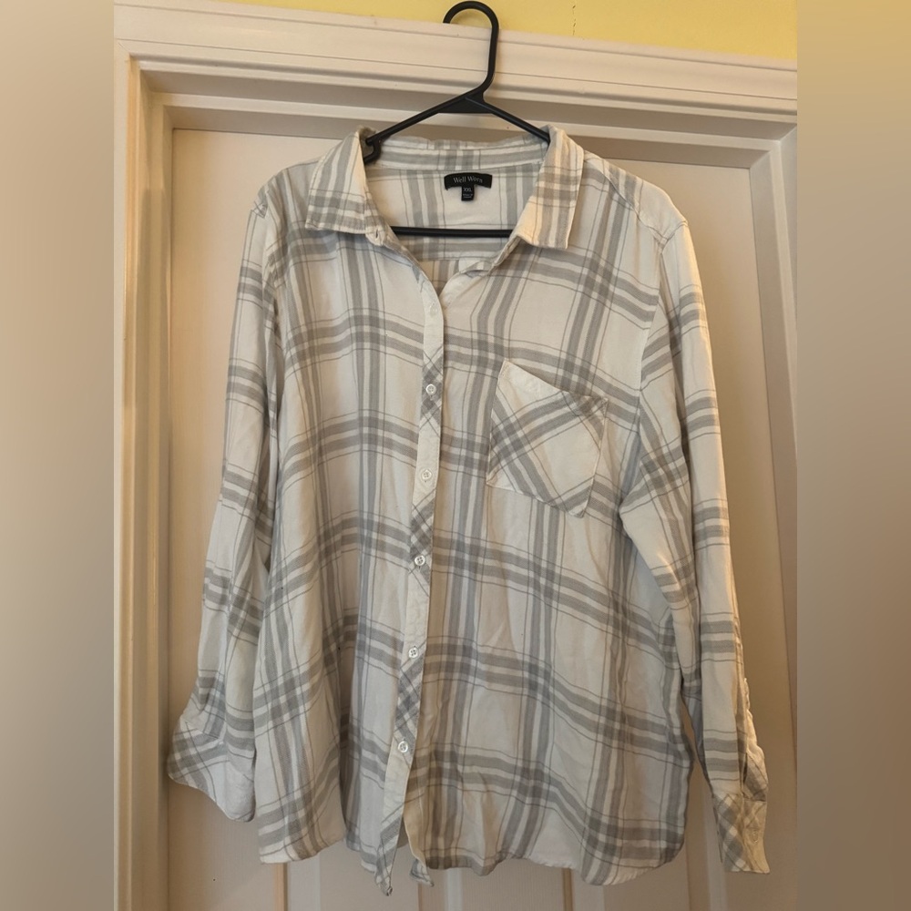 Well Worn Brand Plaid Button-Up Shirt